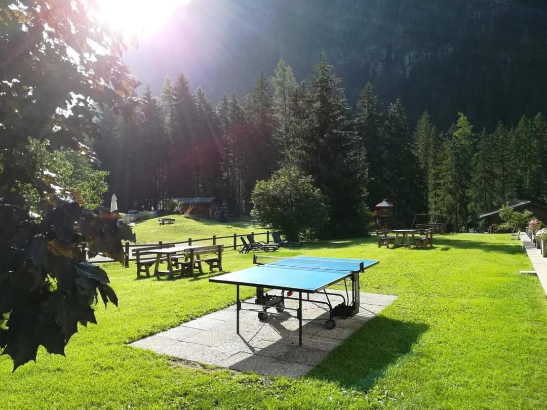Alpenhotel Panorama Кампитело ди Фаса Екстериор снимка