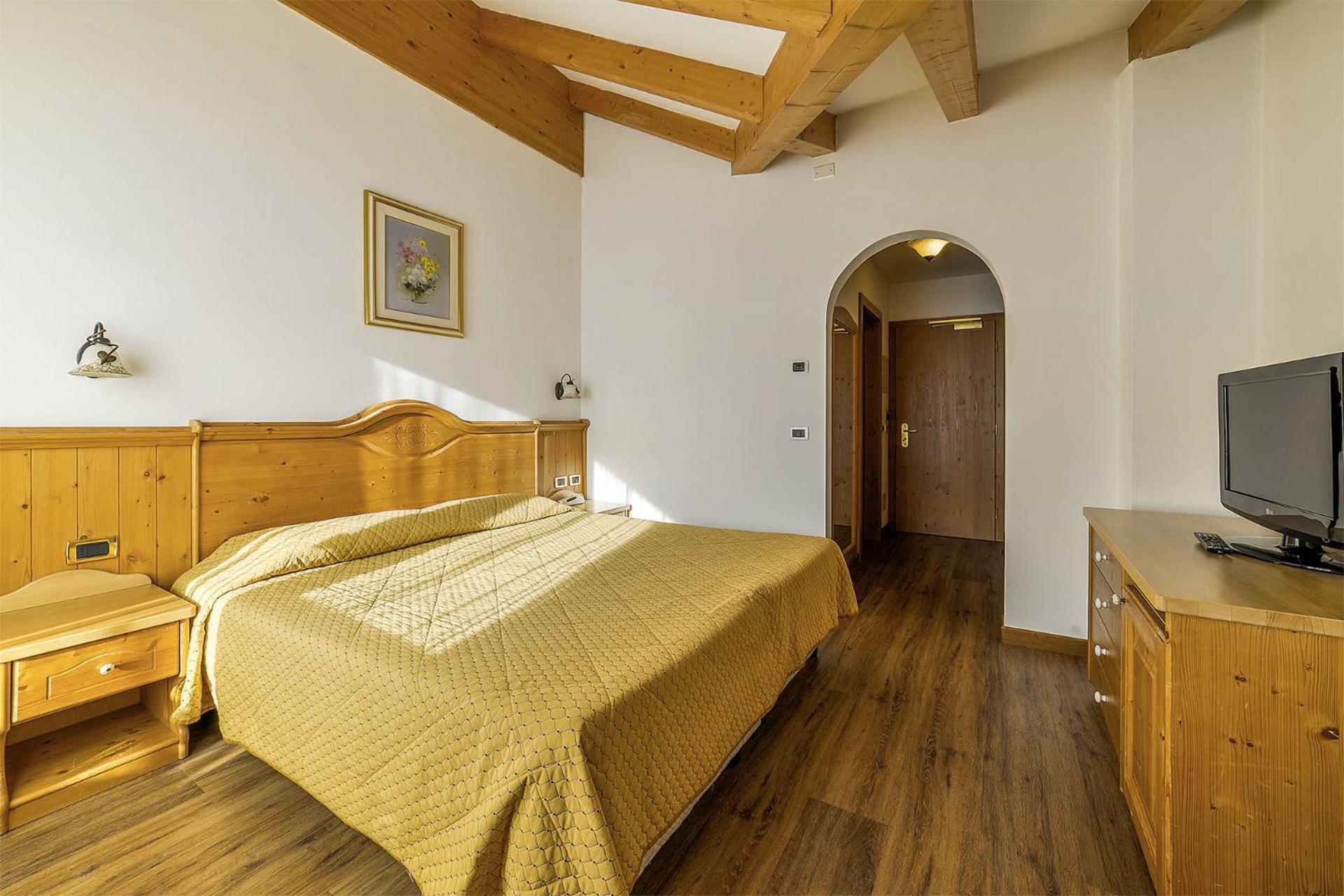 Alpenhotel Panorama Кампитело ди Фаса Екстериор снимка